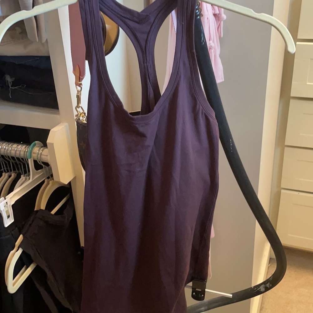 Lululemon tank